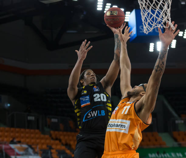 展现团队合 展现团队合