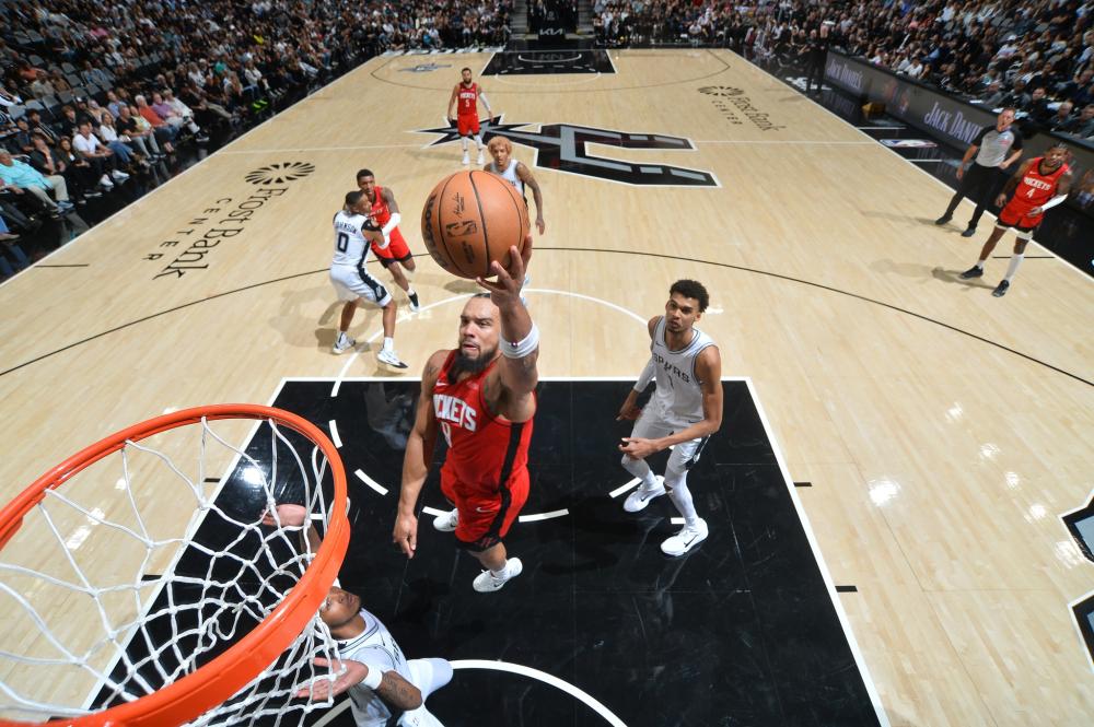 07亿英镑 07亿英镑