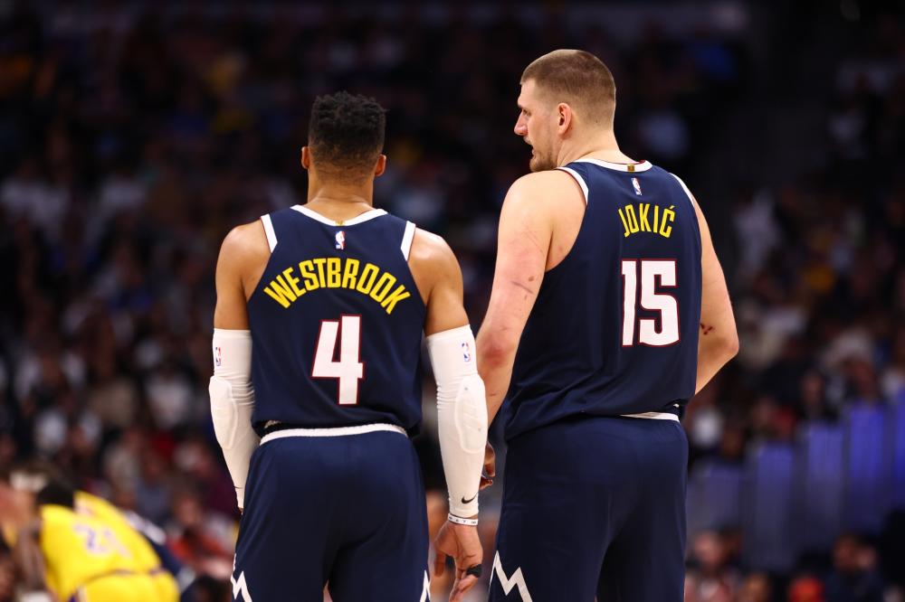 战术上的不 战术上的不