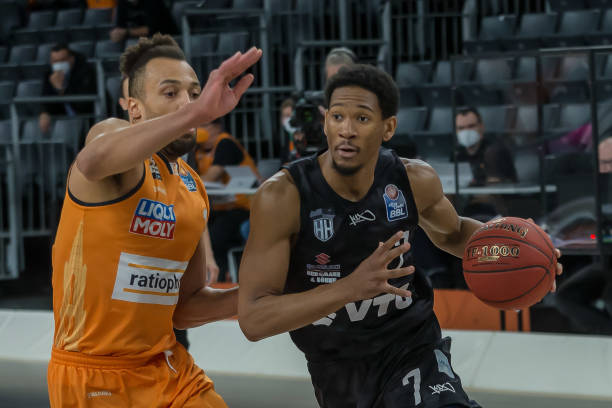 他能否重返 他能否重返